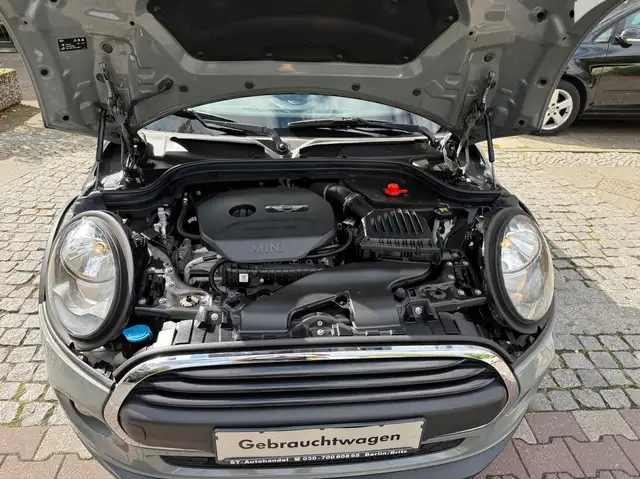 Mini Hatch view 6