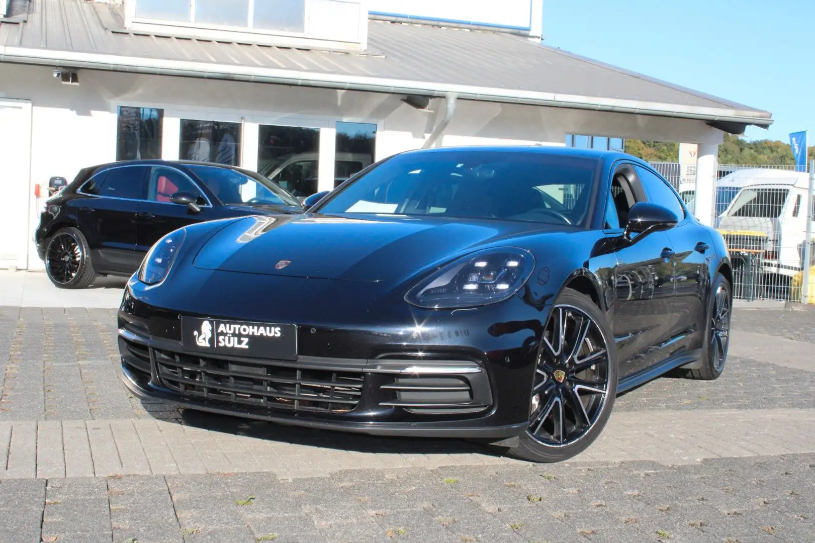 Porsche Panamera 4/PDLS/Sportauspuff/21Zoll Schwarz - 2