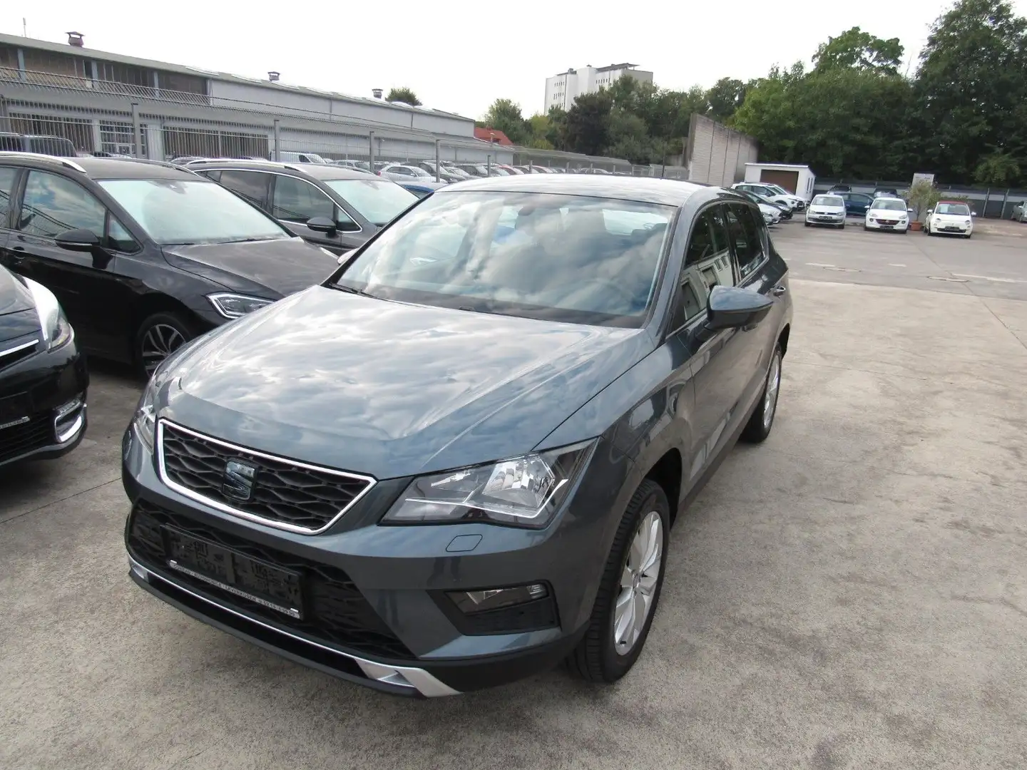SEAT Ateca Style,ALU,KLIMA,SITZHEIZUNG. Grau - 2