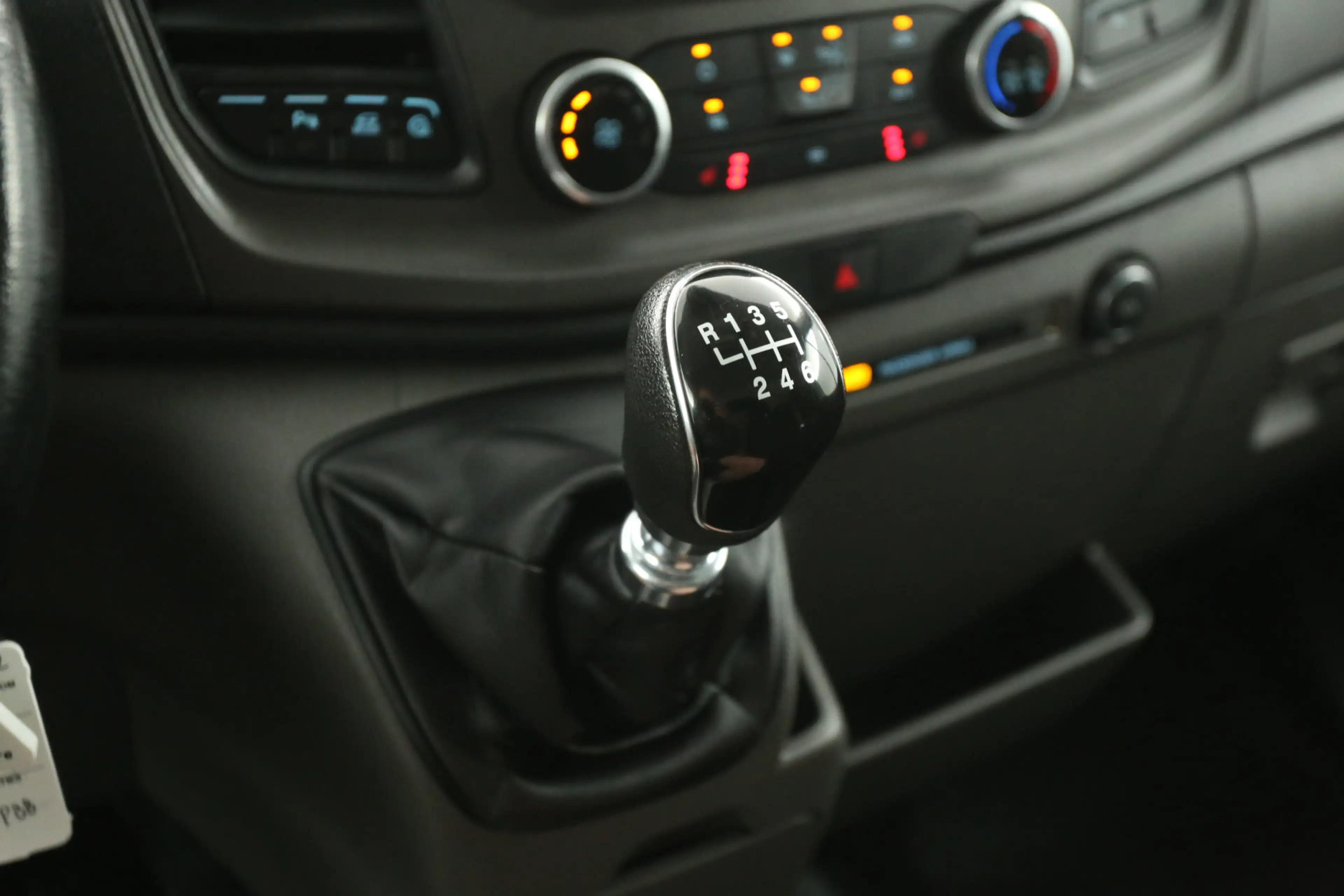 Ford Transit 2.0 TDCI 170PK L2H2 | 3500KG Trekgew. | Trekhaak | — photo 19