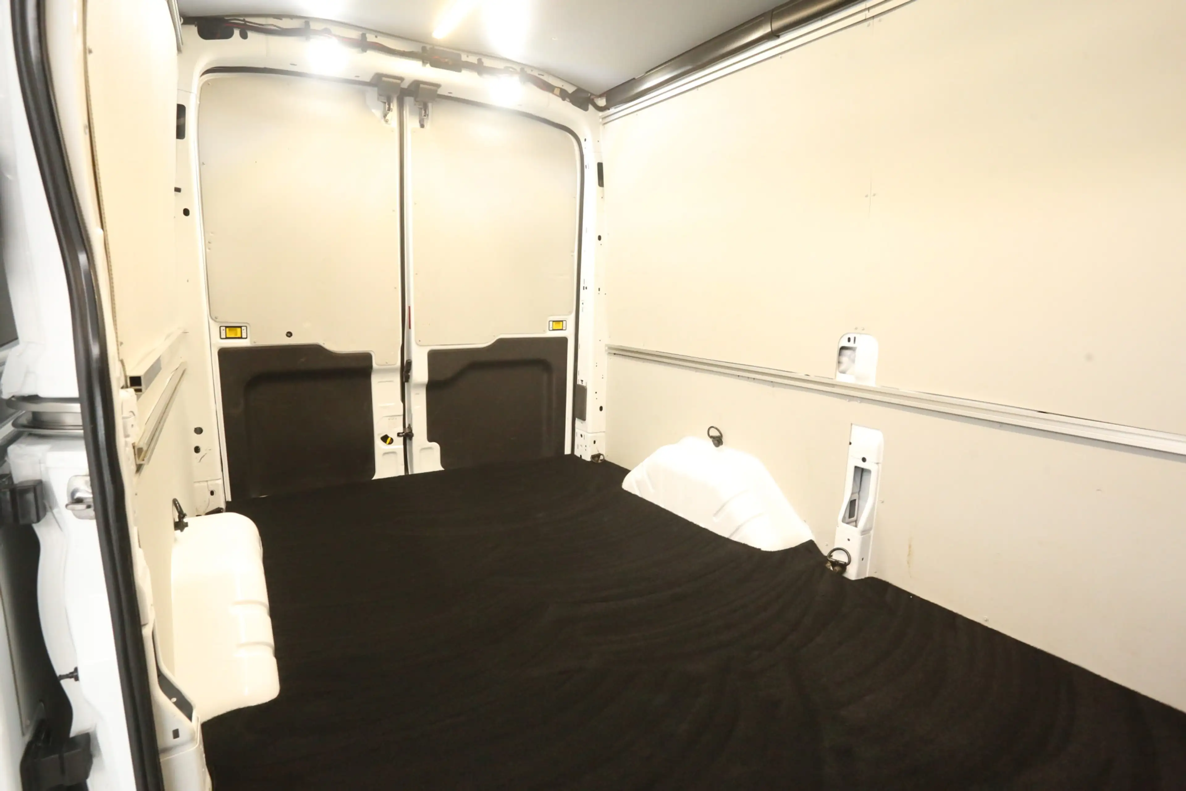 Ford Transit 2.0 TDCI 170PK L2H2 | 3500KG Trekgew. | Trekhaak | — photo 22