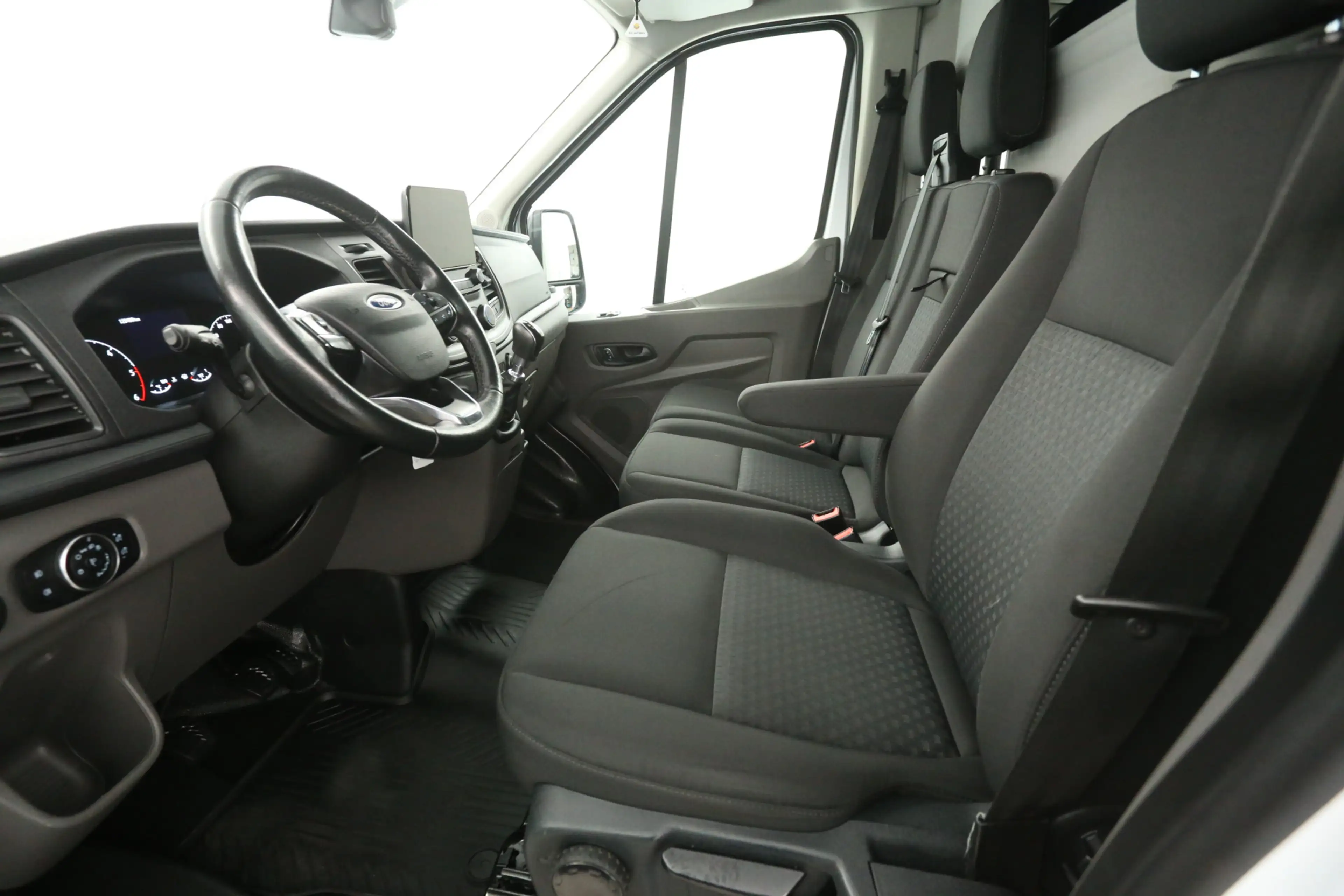 Ford Transit 2.0 TDCI 170PK L2H2 | 3500KG Trekgew. | Trekhaak | — photo 20
