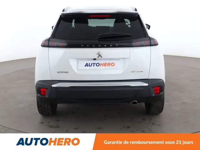 Peugeot 2008 view 5