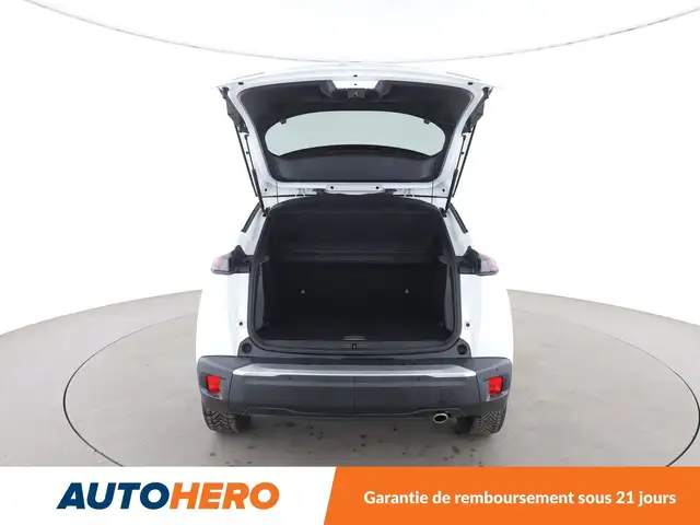 Peugeot 2008 view 16