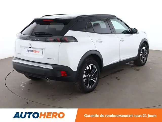 Peugeot 2008 view 6