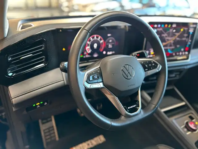 Volkswagen Tiguan view 9