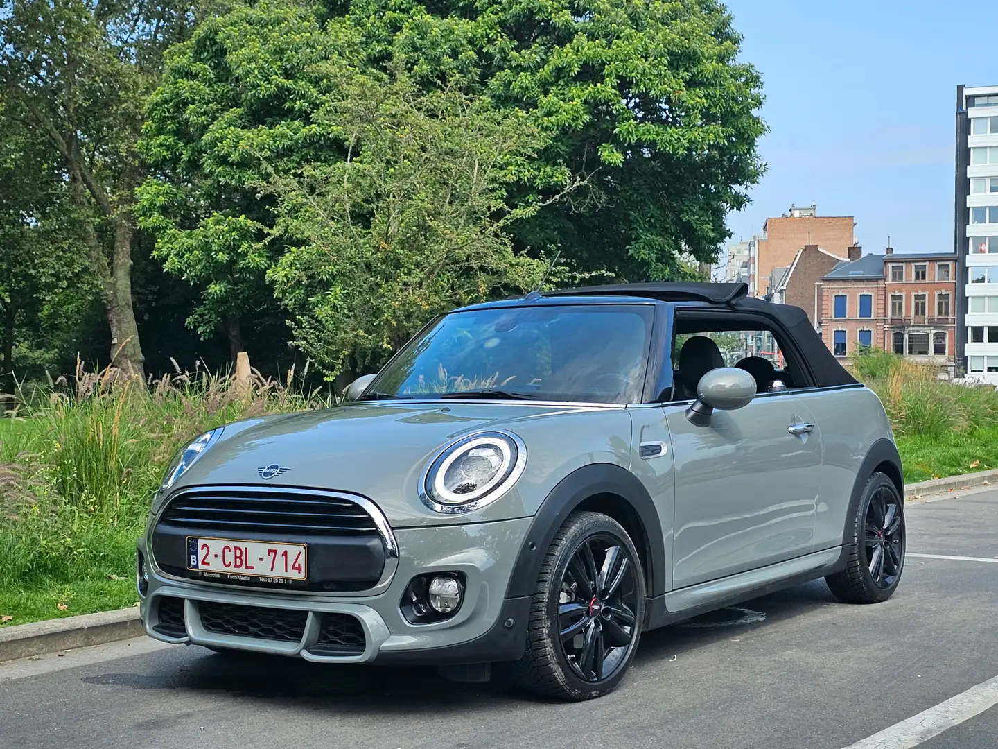 MINI One Cabrio 1.5 Facelift John Cooper Works LED GPS JCW 1st own Grey - 1
