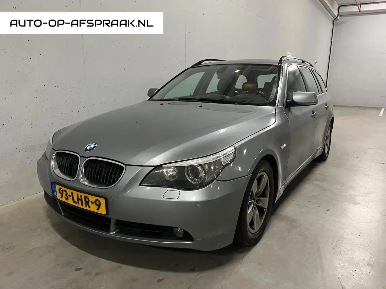 BMW 525