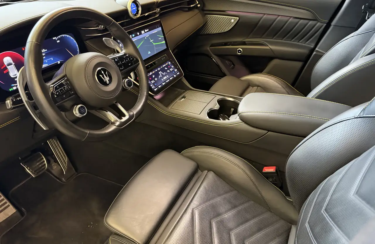 Maserati Grecale 2023 — фото 10