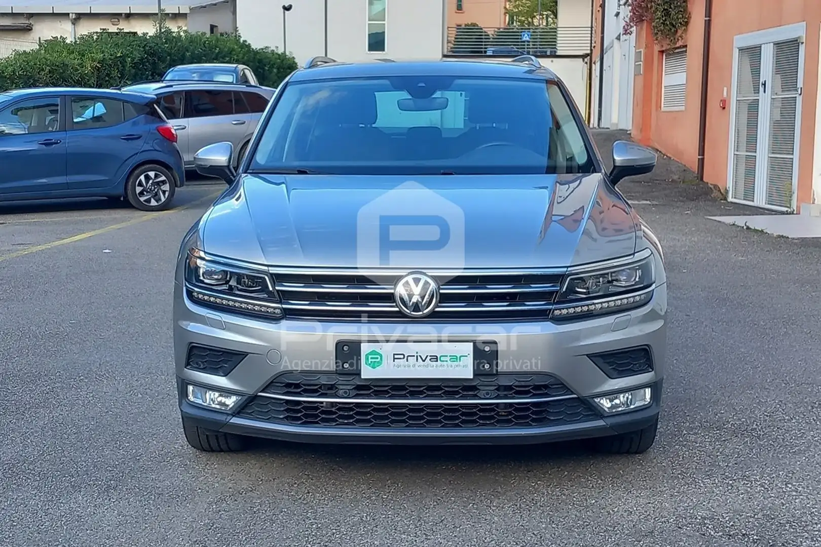 Volkswagen Tiguan Tiguan 2.0 TDI SCR DSG Executive BlueMotion Technology Argento - 2