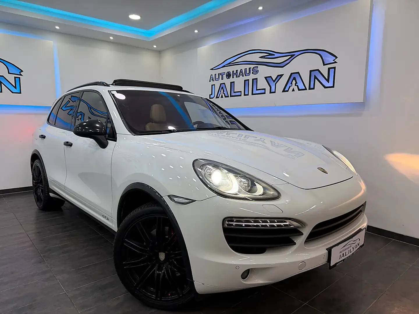 Porsche Cayenne II 4,1 Diesel Aut.PANO, ANROID, AHK,BOSE, MEGA ... Weiß - 1