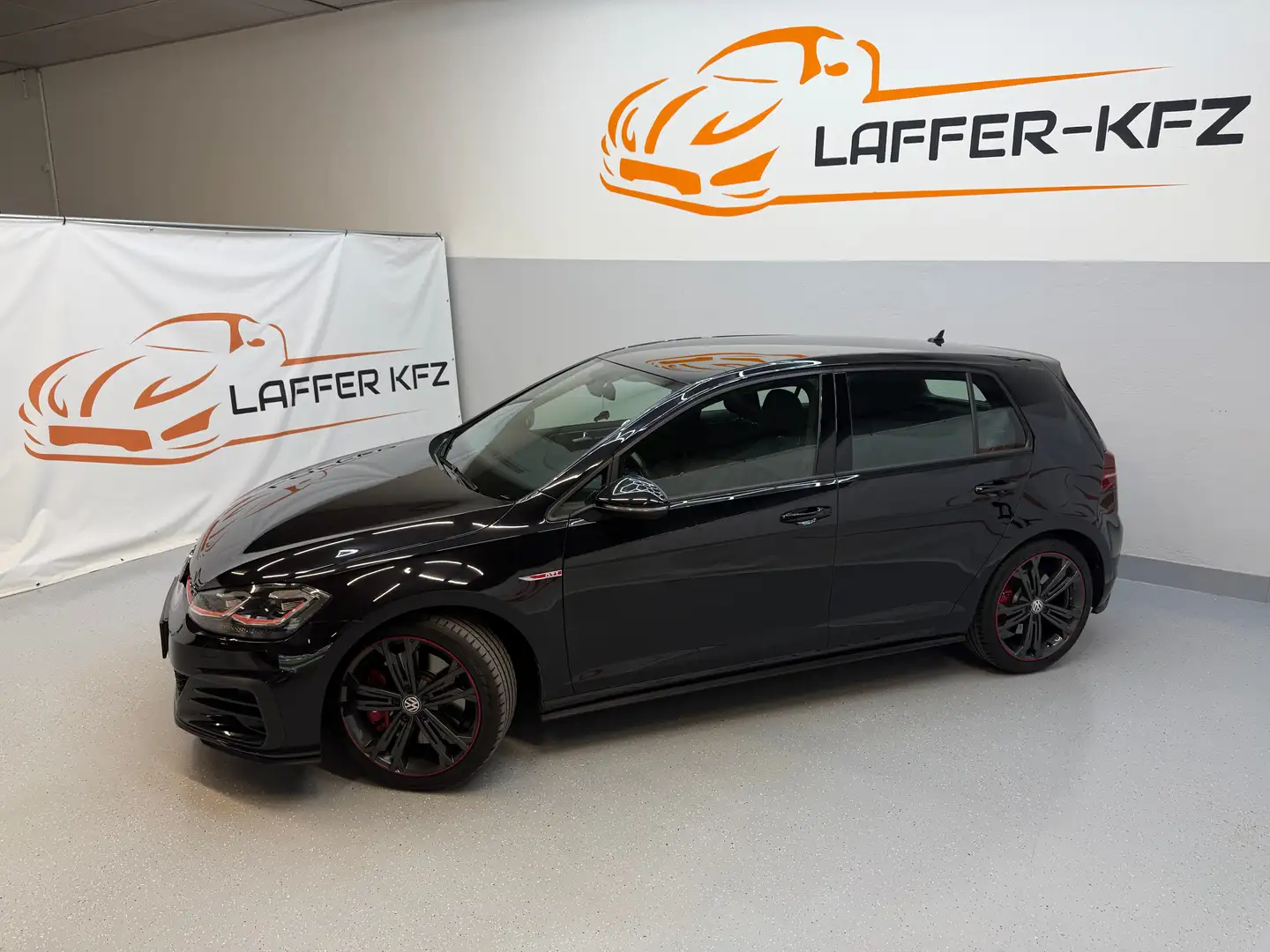 Volkswagen Golf GTI GTI Performance 2,0 TSI **nur 50.000KM** TOP Schwarz - 2