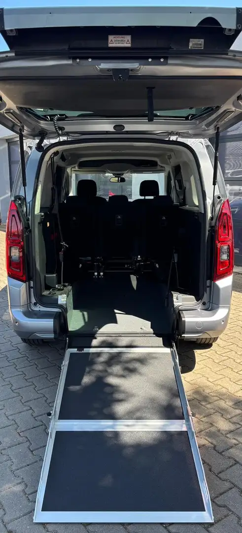 Opel Combo Ultimate Automatik Behindertengerecht Rollstuhl 5+ Grau - 2