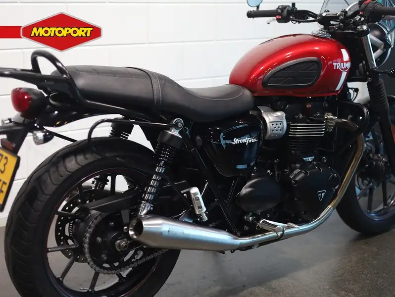 Triumph Street Twin - foto 3