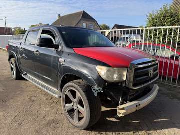 5.7 V8 Double Cab LPG