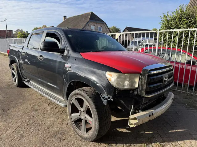 Toyota Tundra 5.7 V8 Double Cab LPG