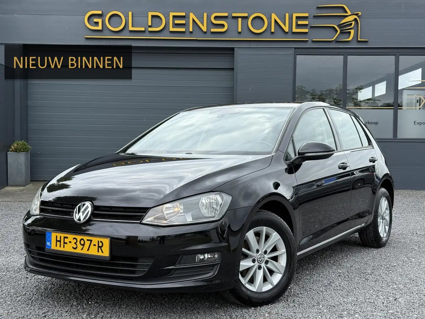 Volkswagen Golf 1.6 TDI Highline 2e Eigenaar,Camera,Afn.Trekhaak,C Zwart - 1
