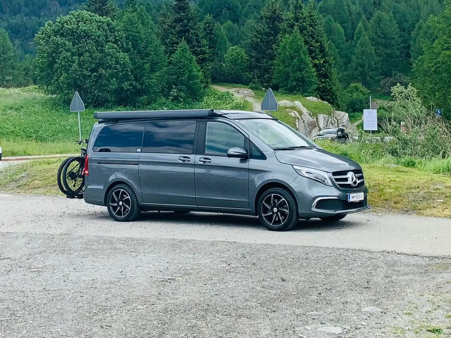 Mercedes-Benz Marco Polo Marco Polo 250 d lang 4MATIC Aut. Grau - 1