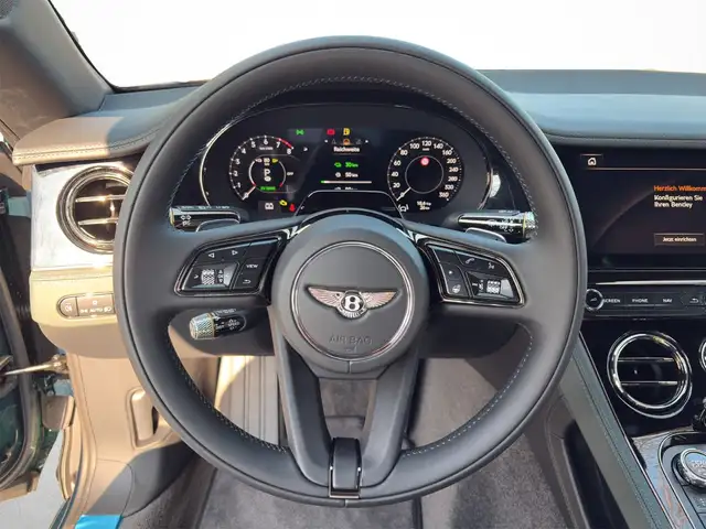Bentley Continental GTC view 13