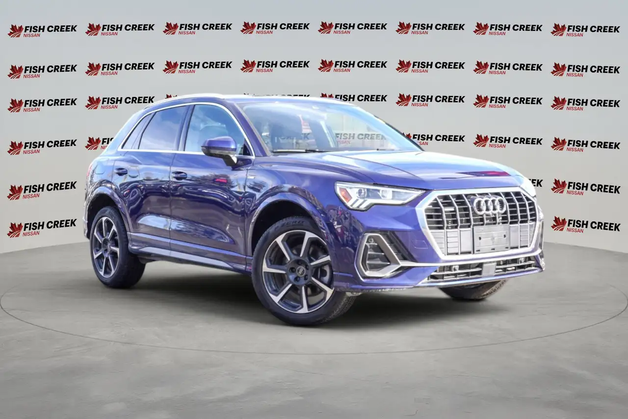 Audi Q3 снимка Audi Q3