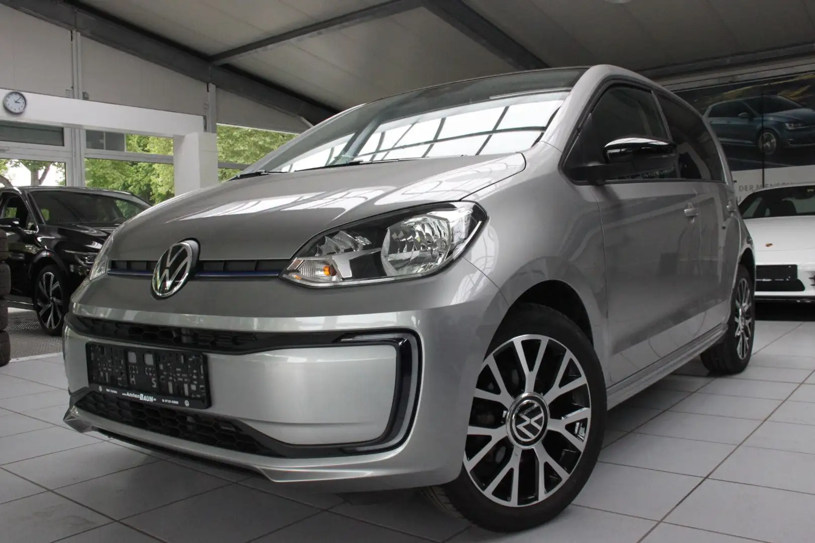 Volkswagen up! e-up! Style/ALU16"/TEMP/KAME/PDC/STZHZ/FREIS Silber - 2