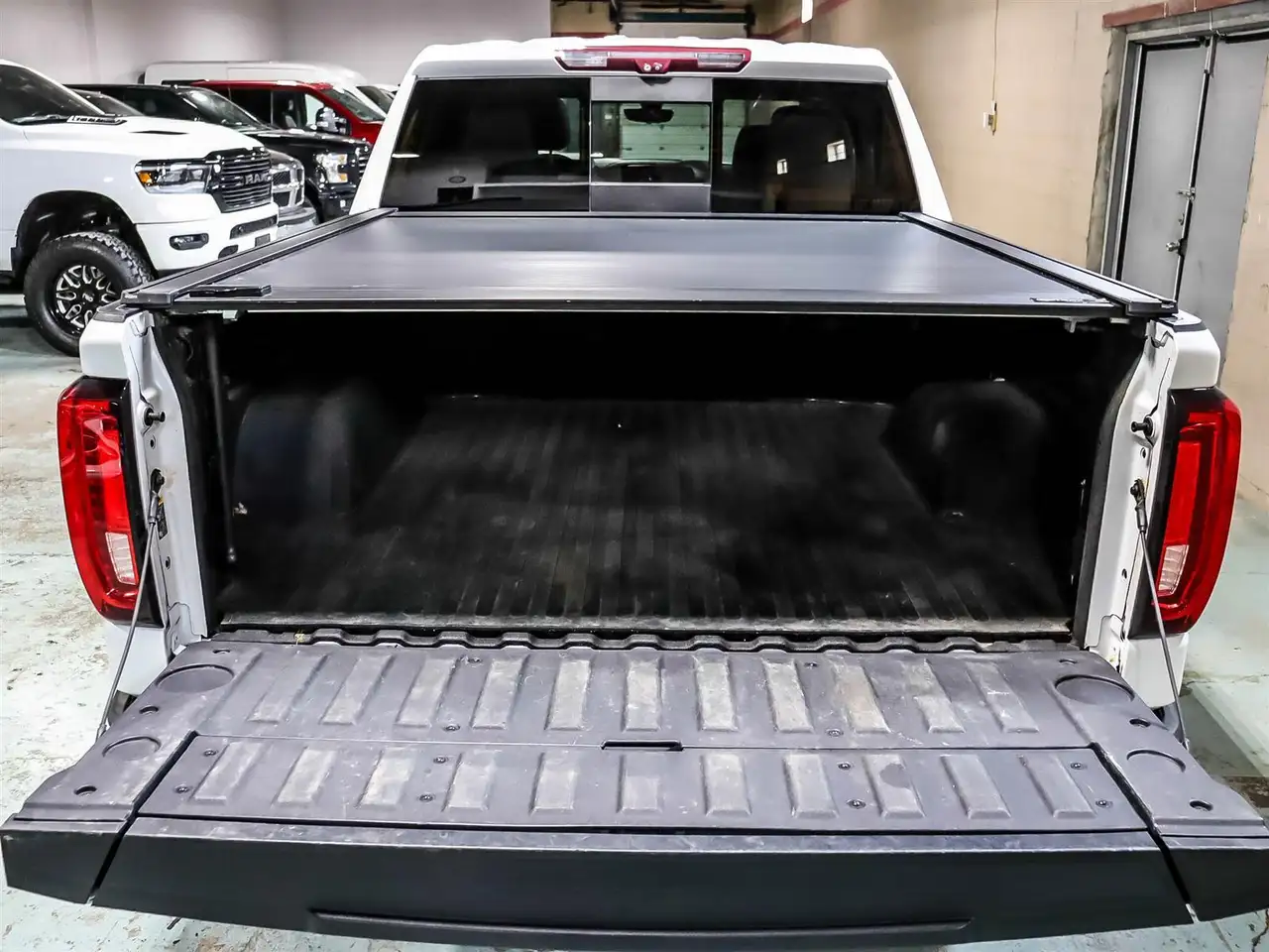 GMC Sierra 1500 снимка GMC Sierra 1500