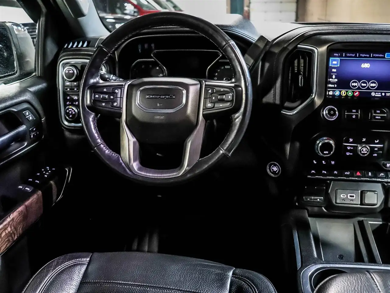 GMC Sierra 1500 снимка GMC Sierra 1500