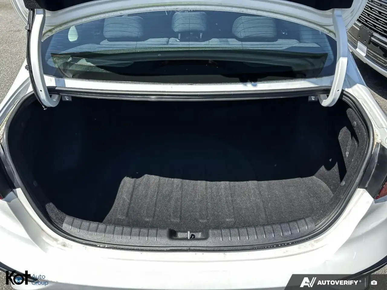 Kia Forte снимка Kia Forte