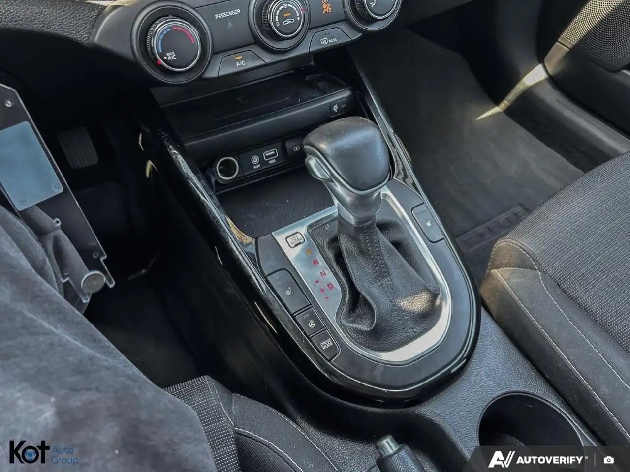 Kia Forte снимка Kia Forte