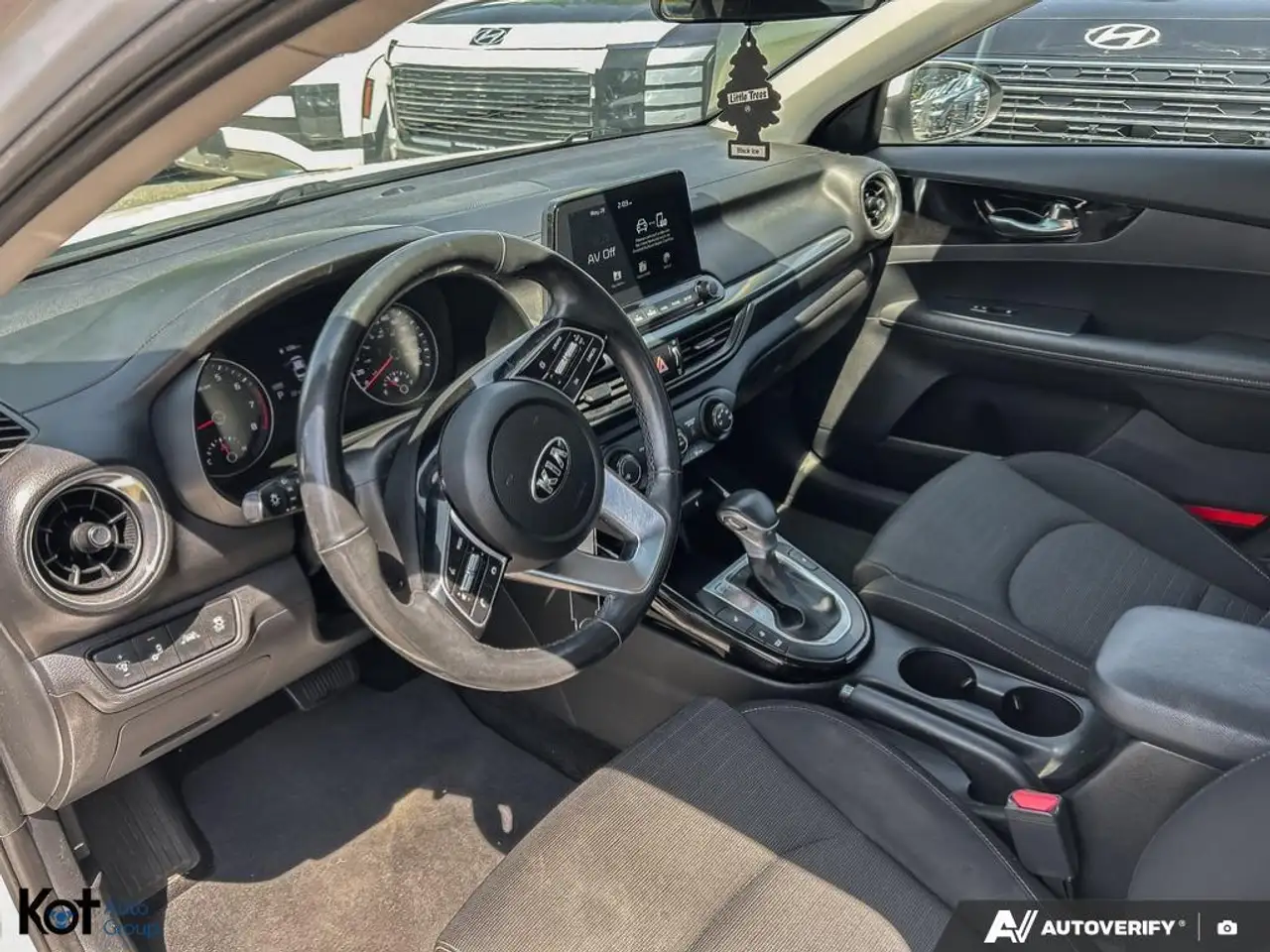 Kia Forte снимка Kia Forte