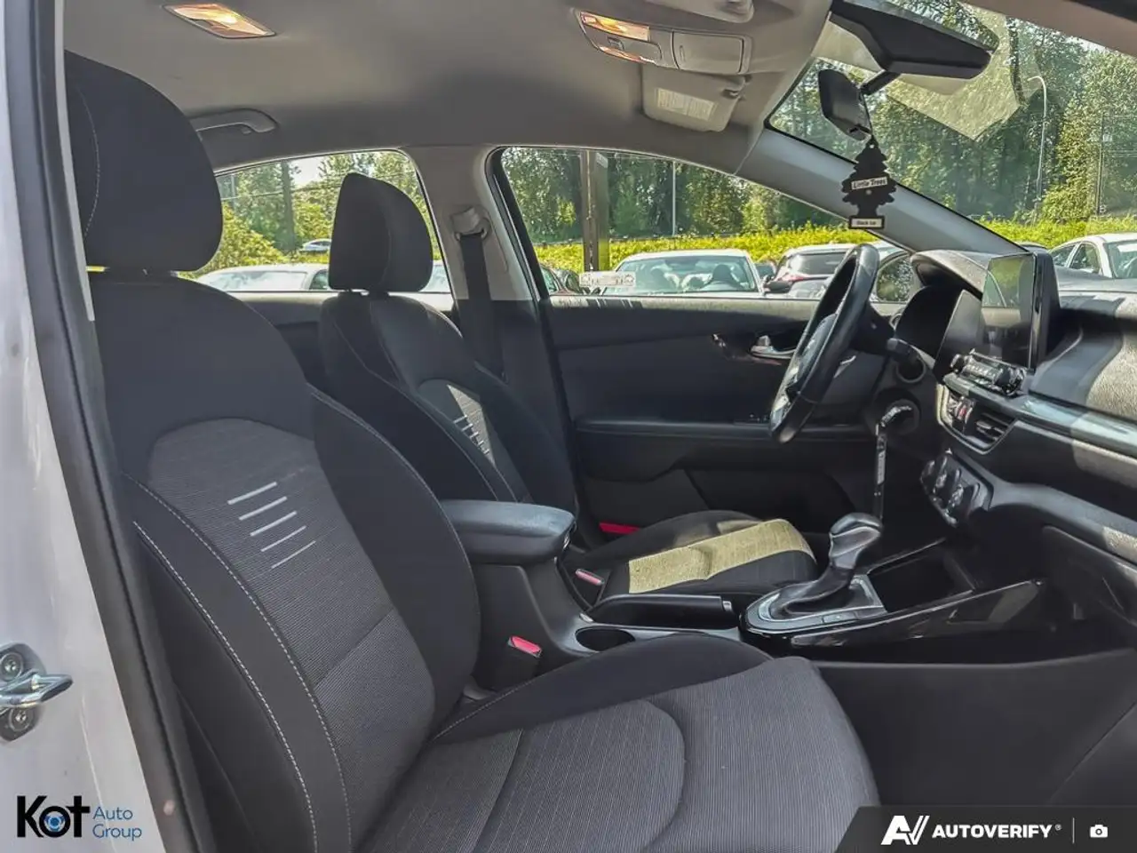 Kia Forte снимка Kia Forte
