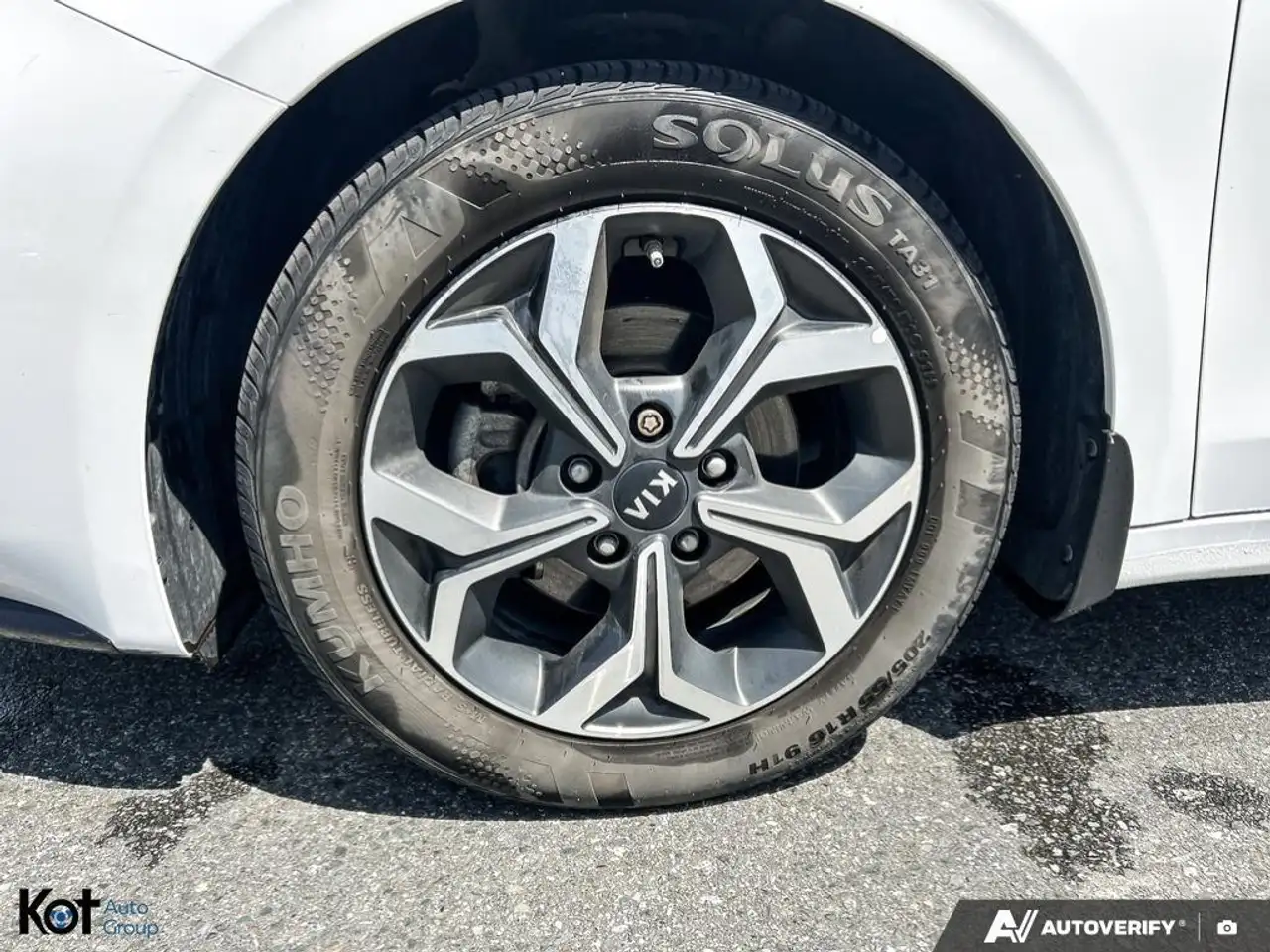 Kia Forte снимка Kia Forte