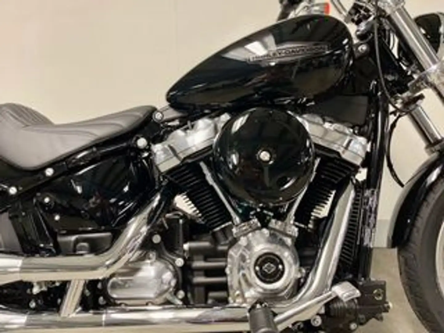 Harley-Davidson Softail FXST STANDARD Noir - 2