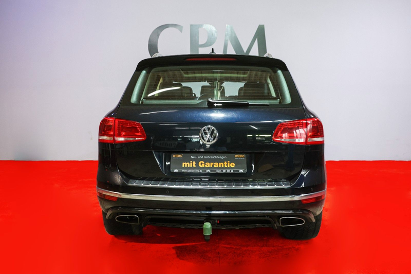 Volkswagen Touareg V8 TDI *4Motion* Pano Memory *Dynaudio* — photo 2