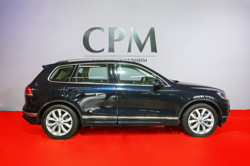 Volkswagen Touareg V8 TDI *4Motion* Pano Memory *Dynaudio* — photo 5