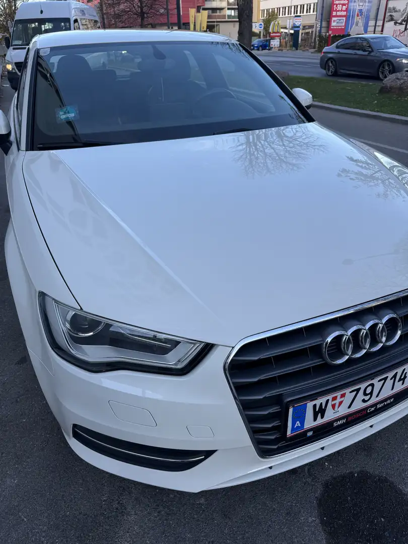 Audi A3 SB Attraction 2,0 TDI DPF S-tronic - 1