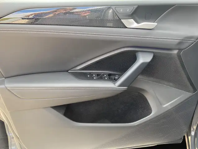 Volkswagen Tiguan view 7