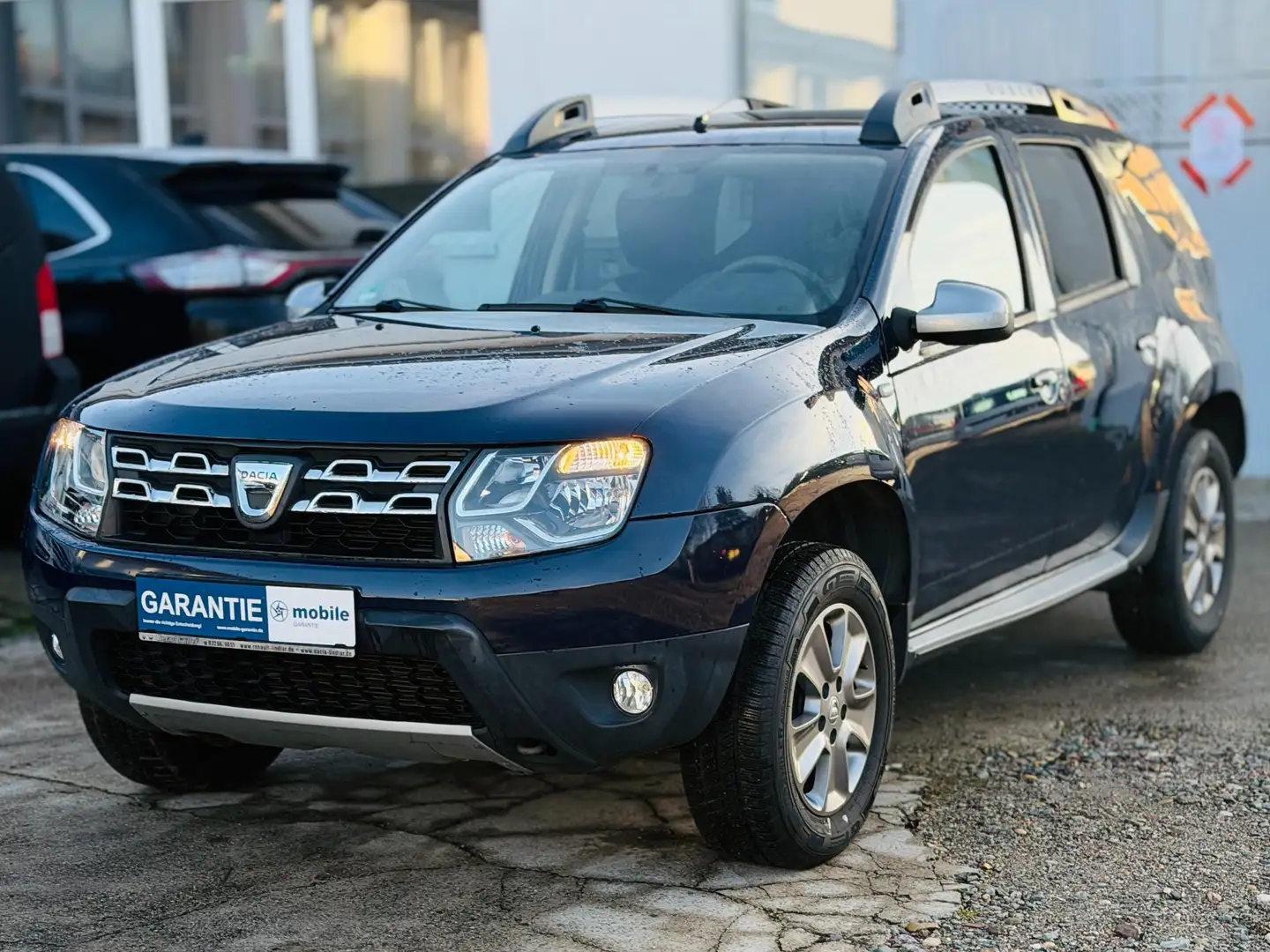 Dacia Duster *1.Hand*Garantie*Navi*Tempomat*Klima*S-Heft Blau - 1