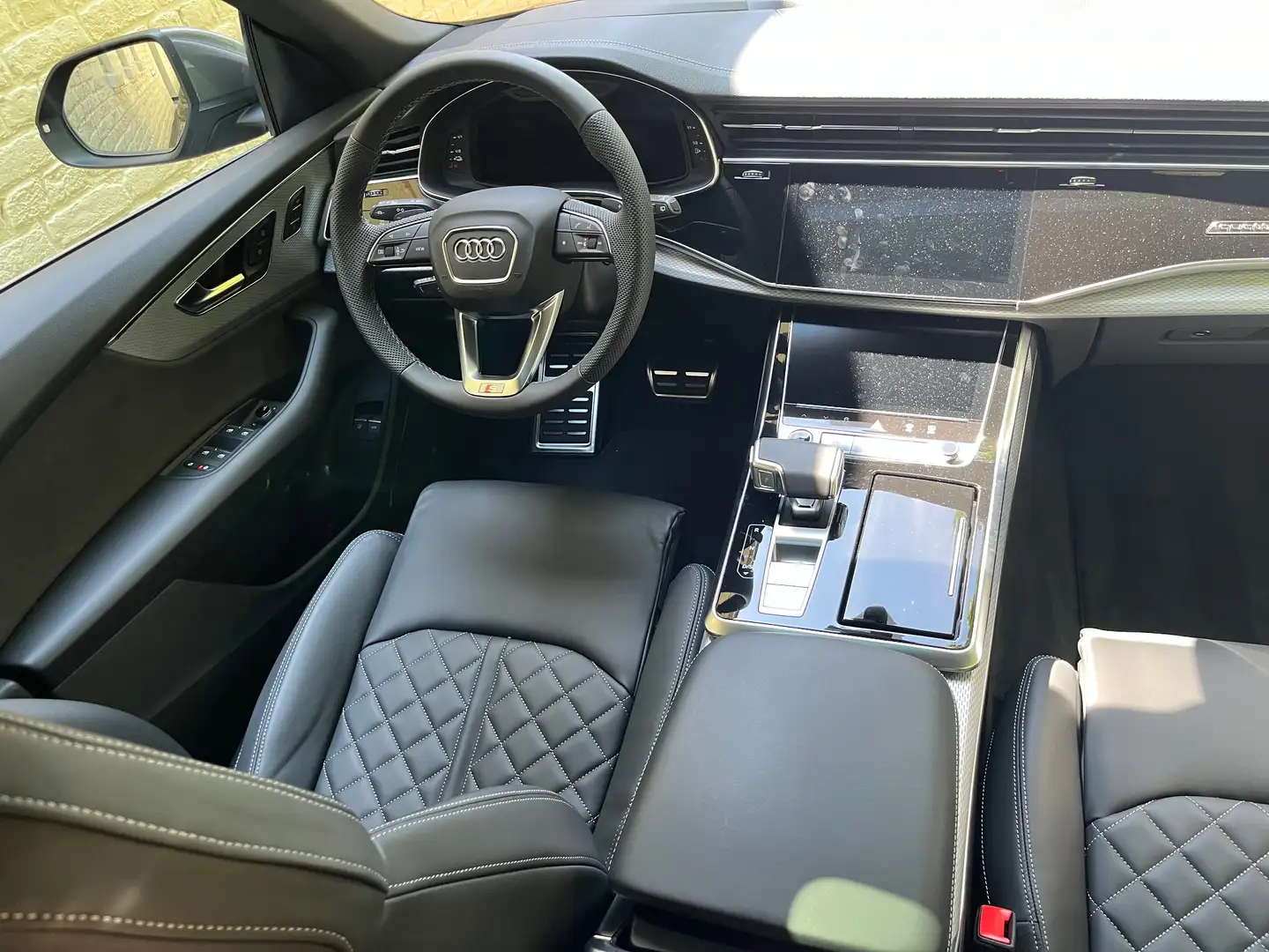 Audi Q8 Q8 e-hybrid 55 TFSI e Quattro Tiptronic (290 kW) Grijs - 2