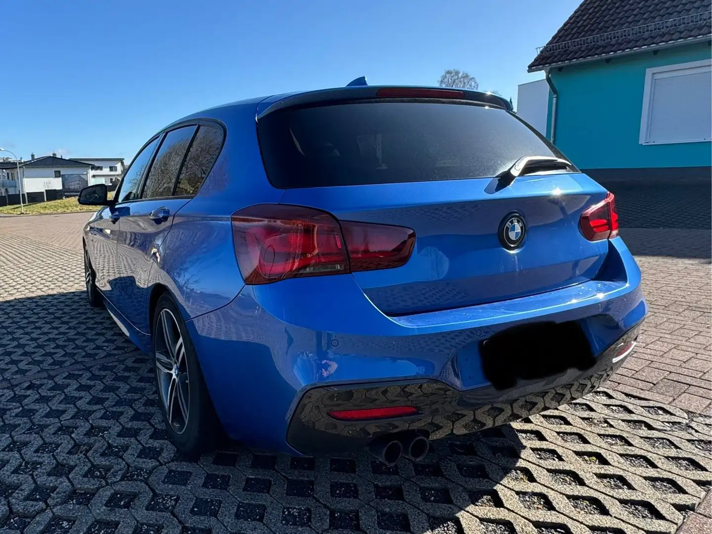 BMW 120 120d Sport-Aut. M Sport Niebieski - 2