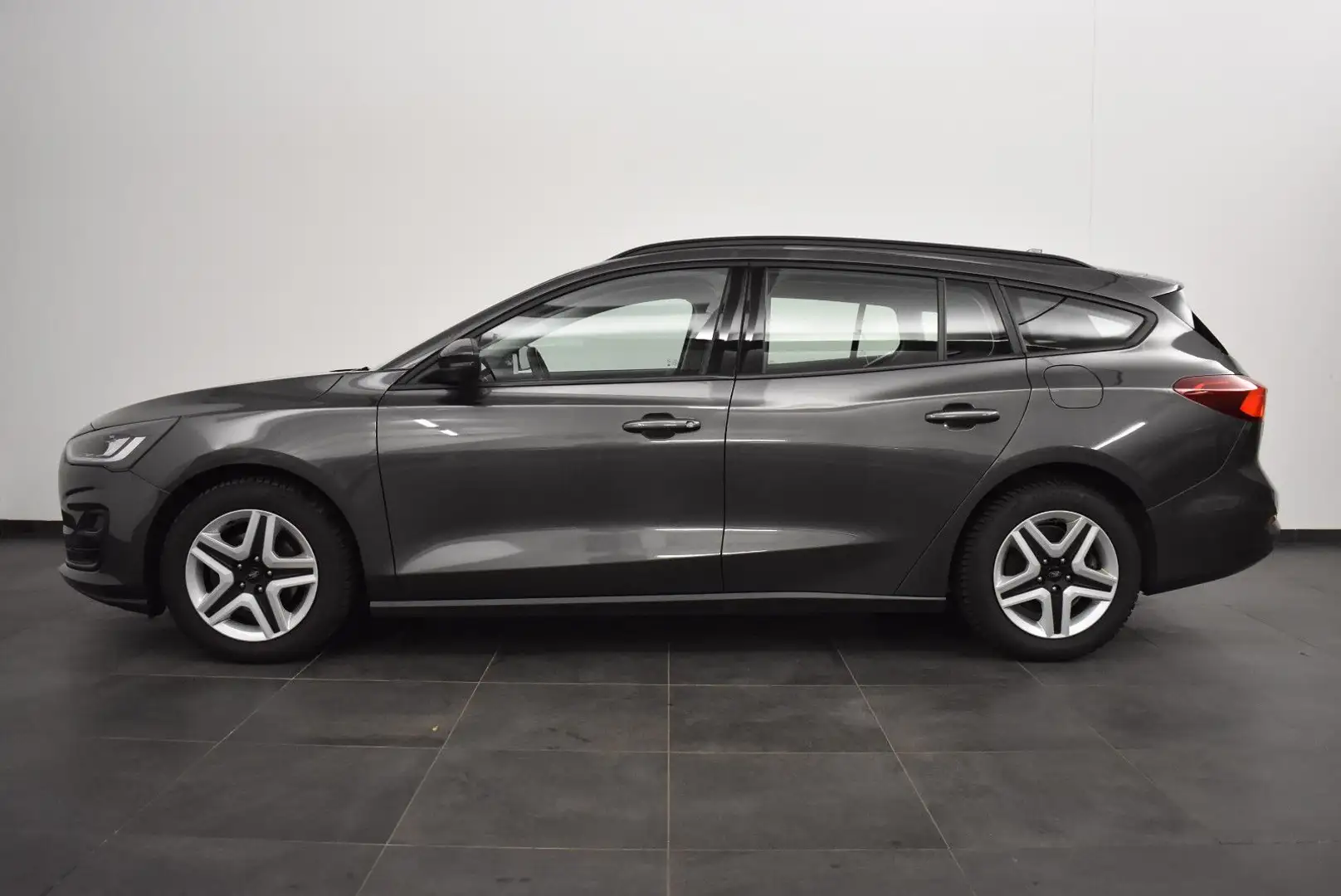 Ford Focus Turnier Cool & Connect/NAVI/DAB/PDC Grau - 1