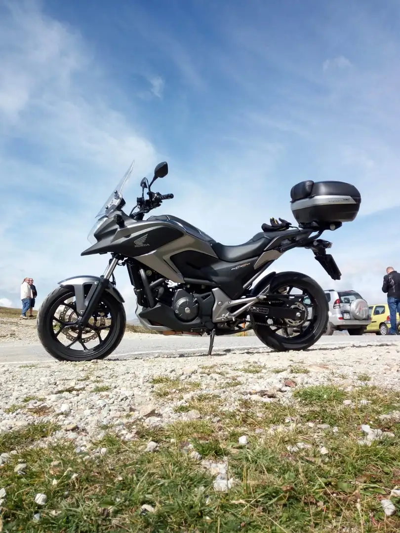 Honda NC 750 X abs DCT 35kw Silber - 1