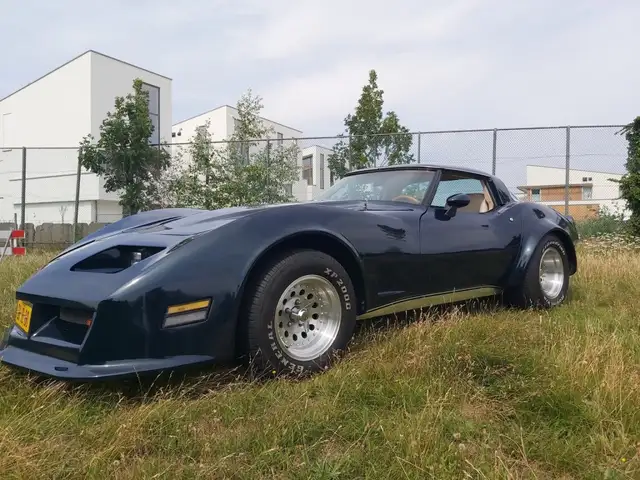 Chevrolet Corvette -