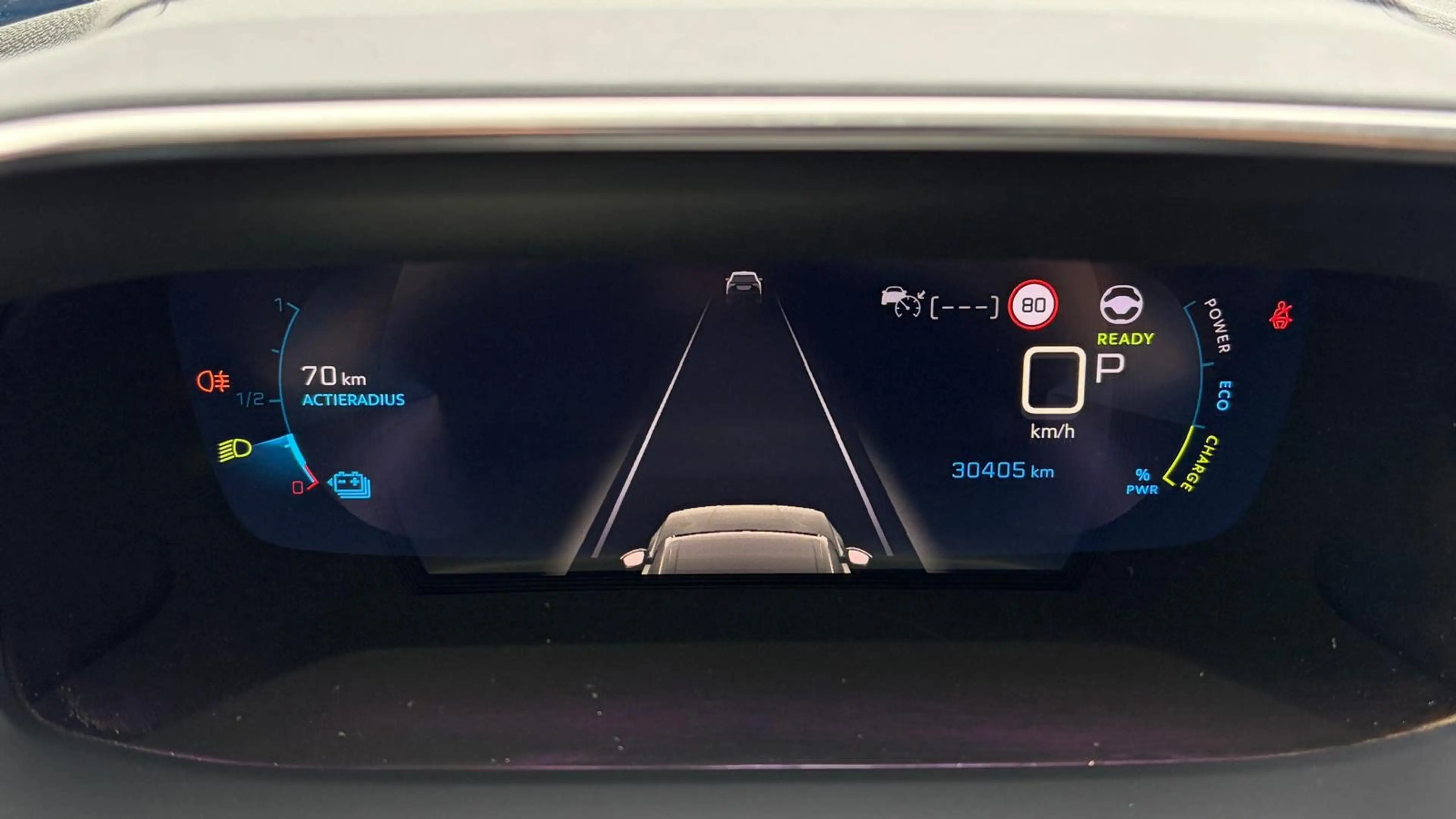 Peugeot e-2008 50KWH 136PK GT PACK AUTOMAAT SOH 100% / NAVI / LED — photo 30