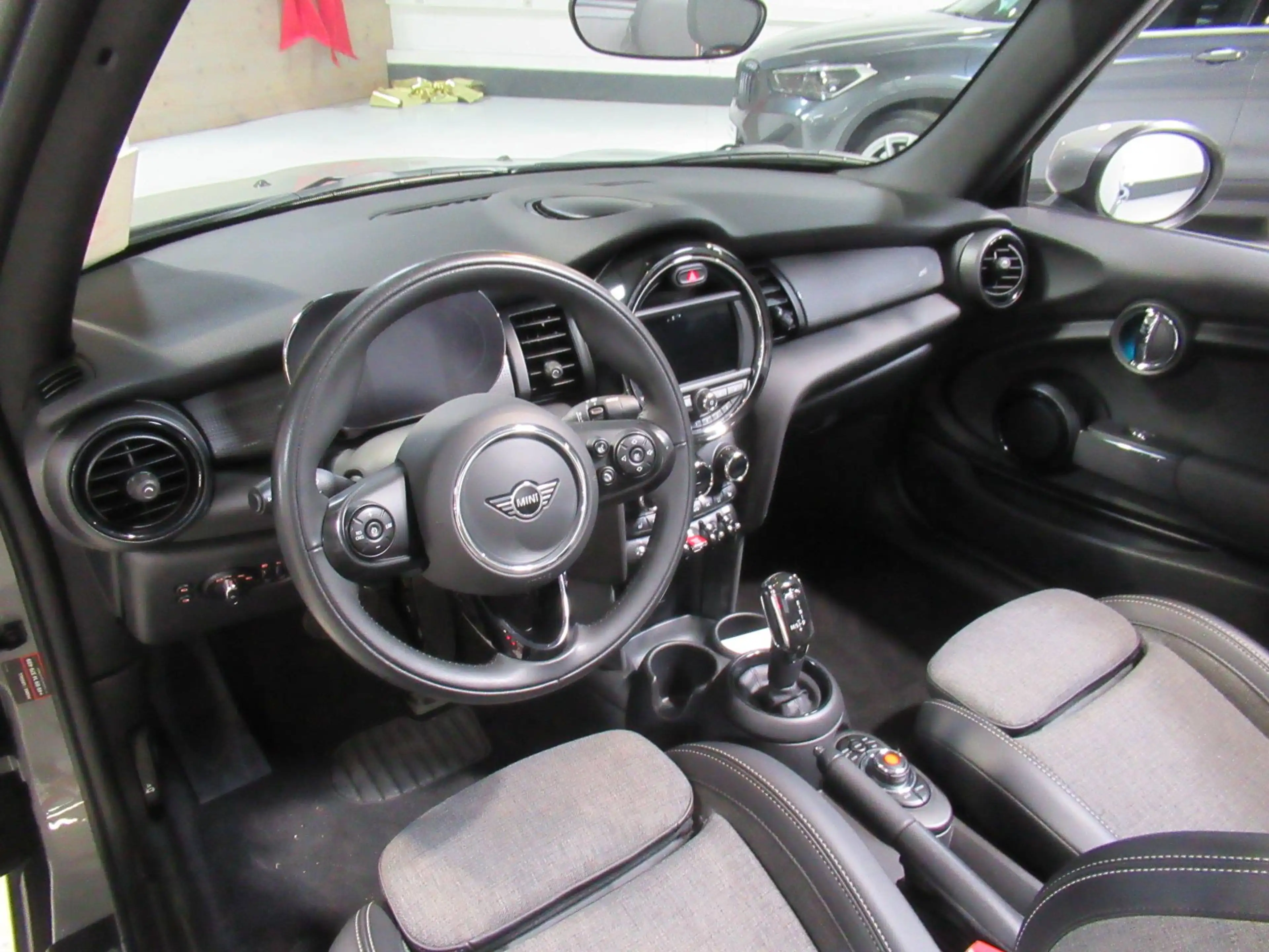 MINI Cooper Cabrio Moonwalk Grey Met zwarte accenten, altijd TOP! Digitale tacho, LED British Flag Navi Sportzetels — photo 7