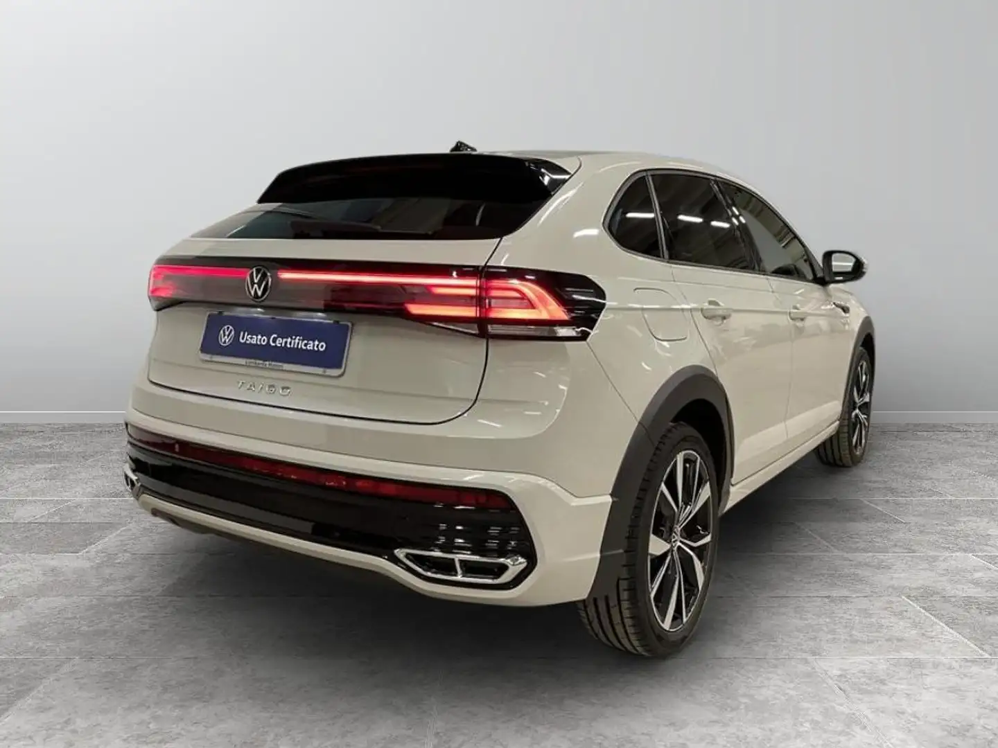 Volkswagen Taigo 1.0 tsi R-Line 110cv Grijs - 2