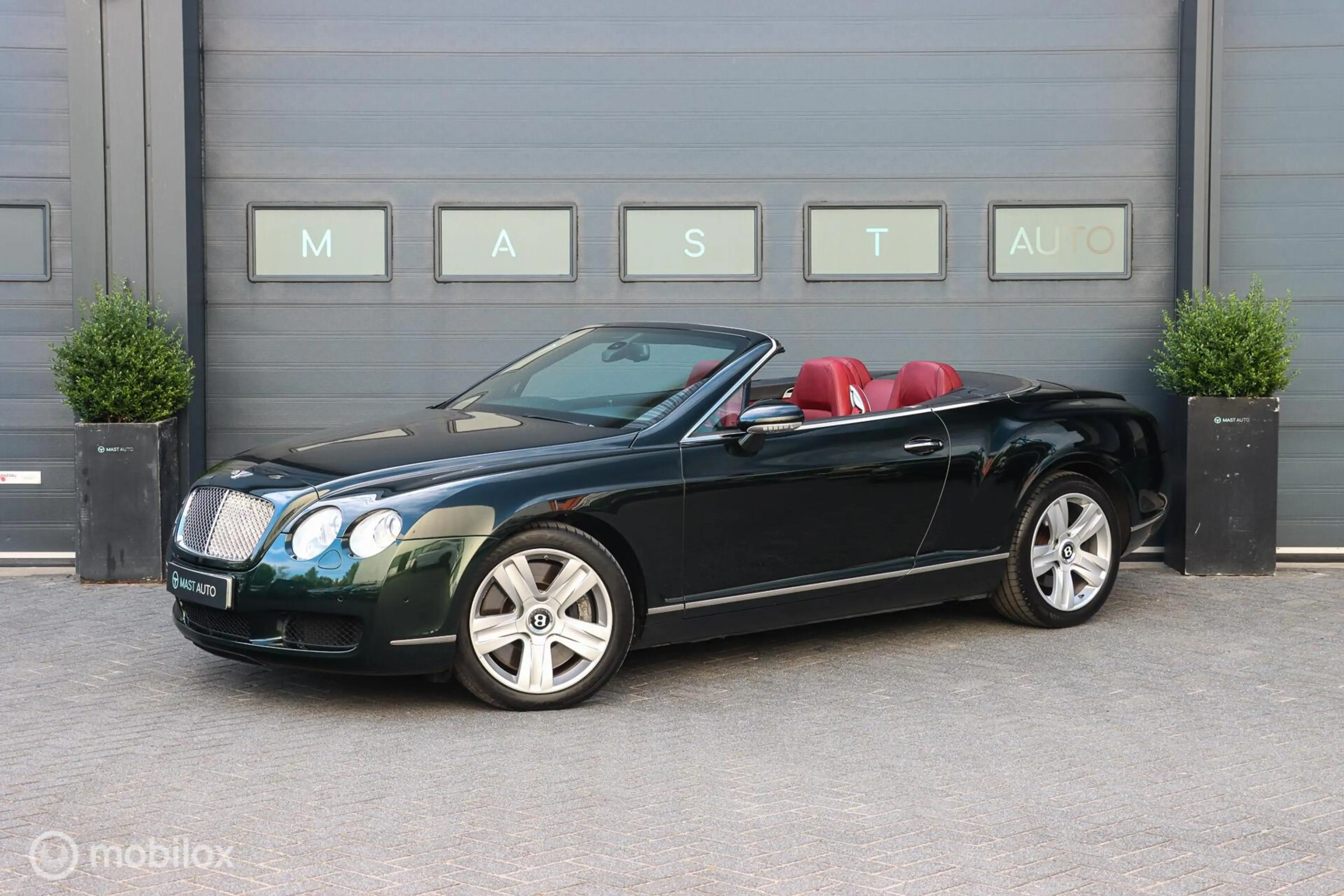 Bentley Continental GTC 6.0 W12|LUCHTVERING|LEDER|NAVI|MEMORY
