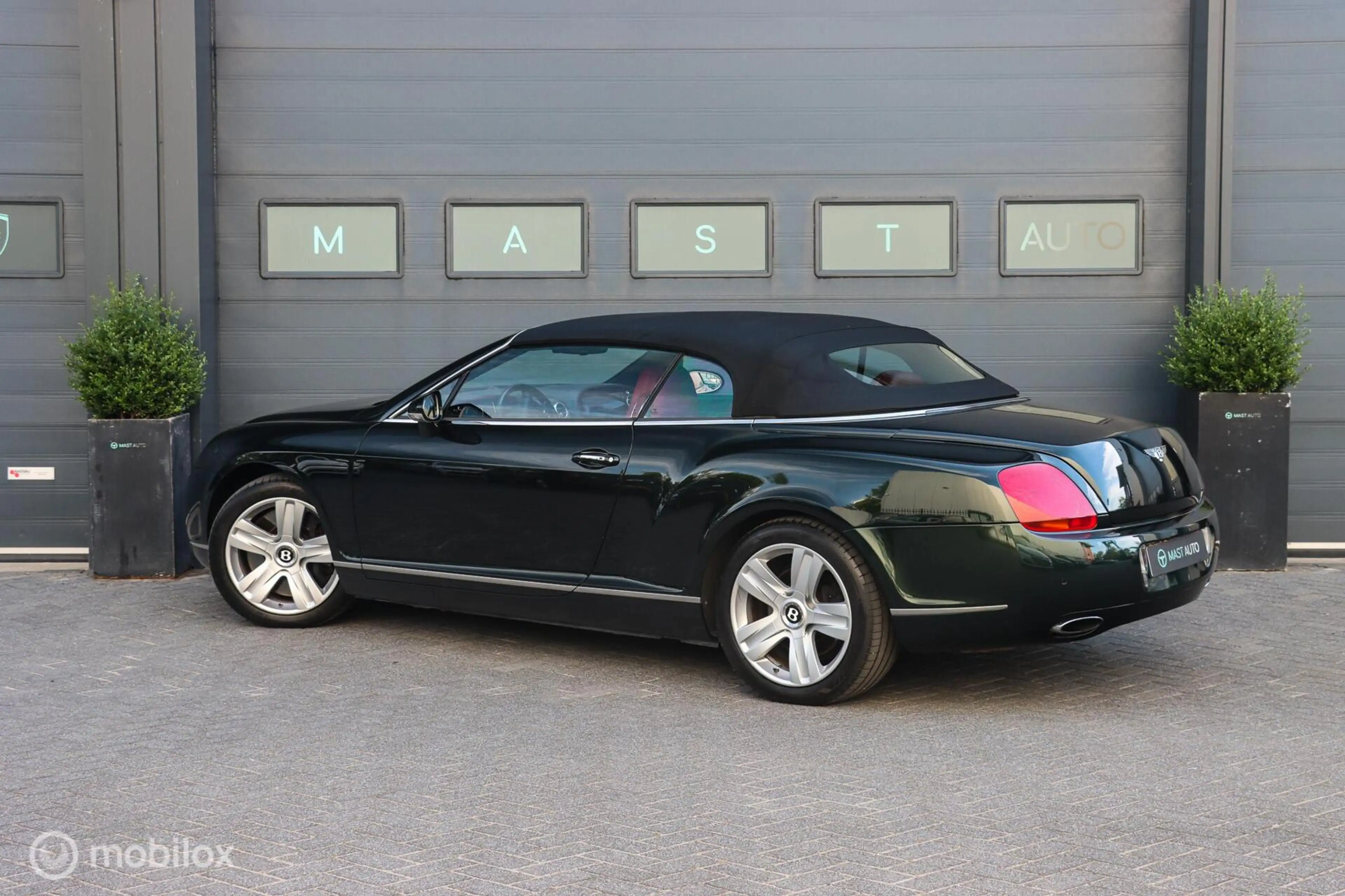 Bentley Continental GTC 6.0 W12|LUCHTVERING|LEDER|NAVI|MEMORY — photo 15