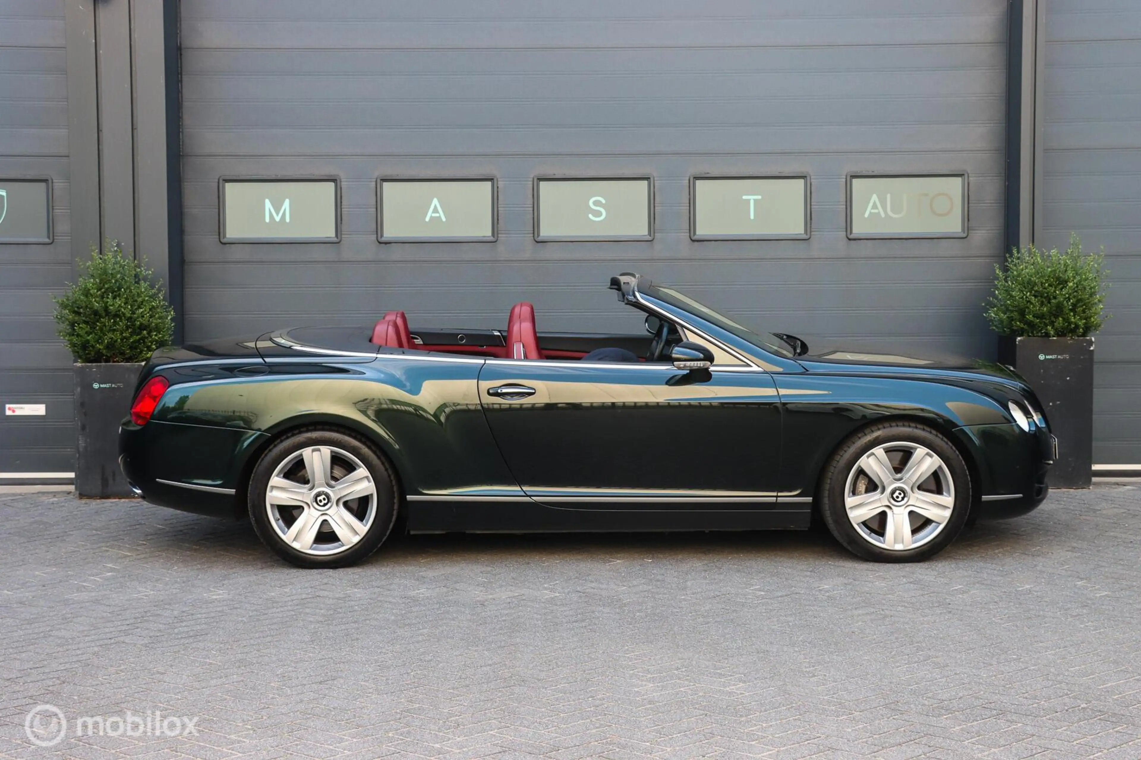 Bentley Continental GTC 6.0 W12|LUCHTVERING|LEDER|NAVI|MEMORY — photo 6
