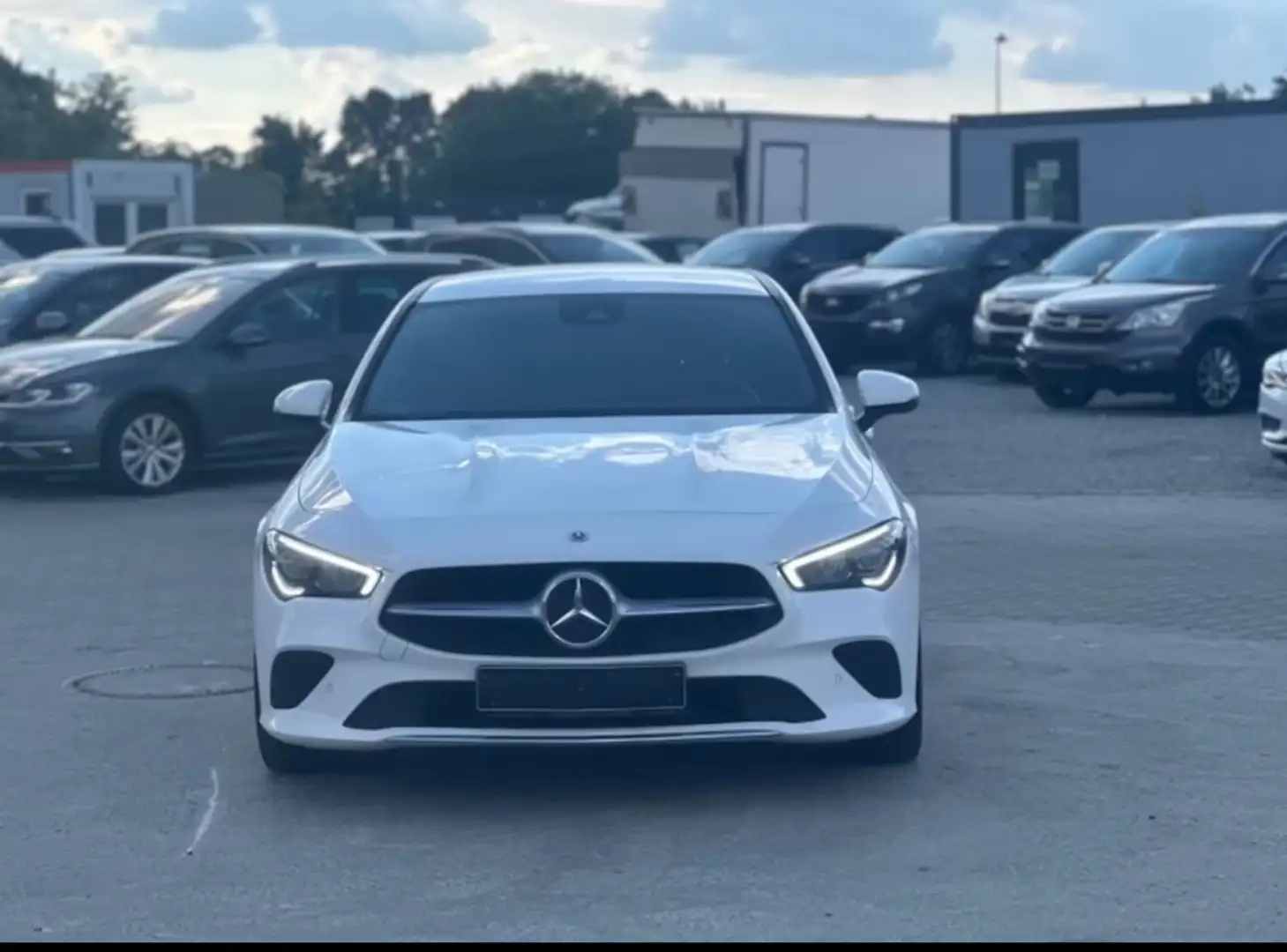 Mercedes-Benz CLA 200 d Coupé Weiß - 2